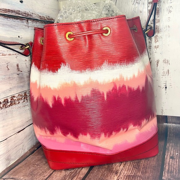 Louis Vuitton Noe GM Custom Paint like the Escale line from LV - Picture 2 of 16